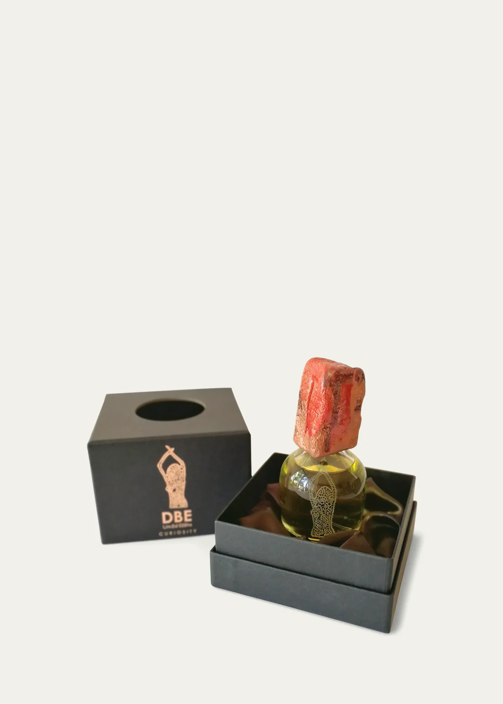EVA PETRIC - DBE: CURIOSITY. Eau de Parfum 60 ml