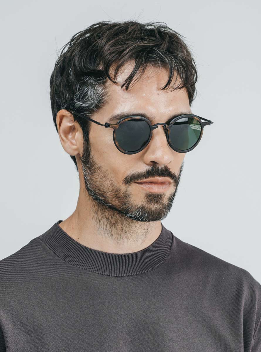 Tavat - Retros | C. Frame color - Bordeaux Milky Blu Hav. Lens color - Sky Blue